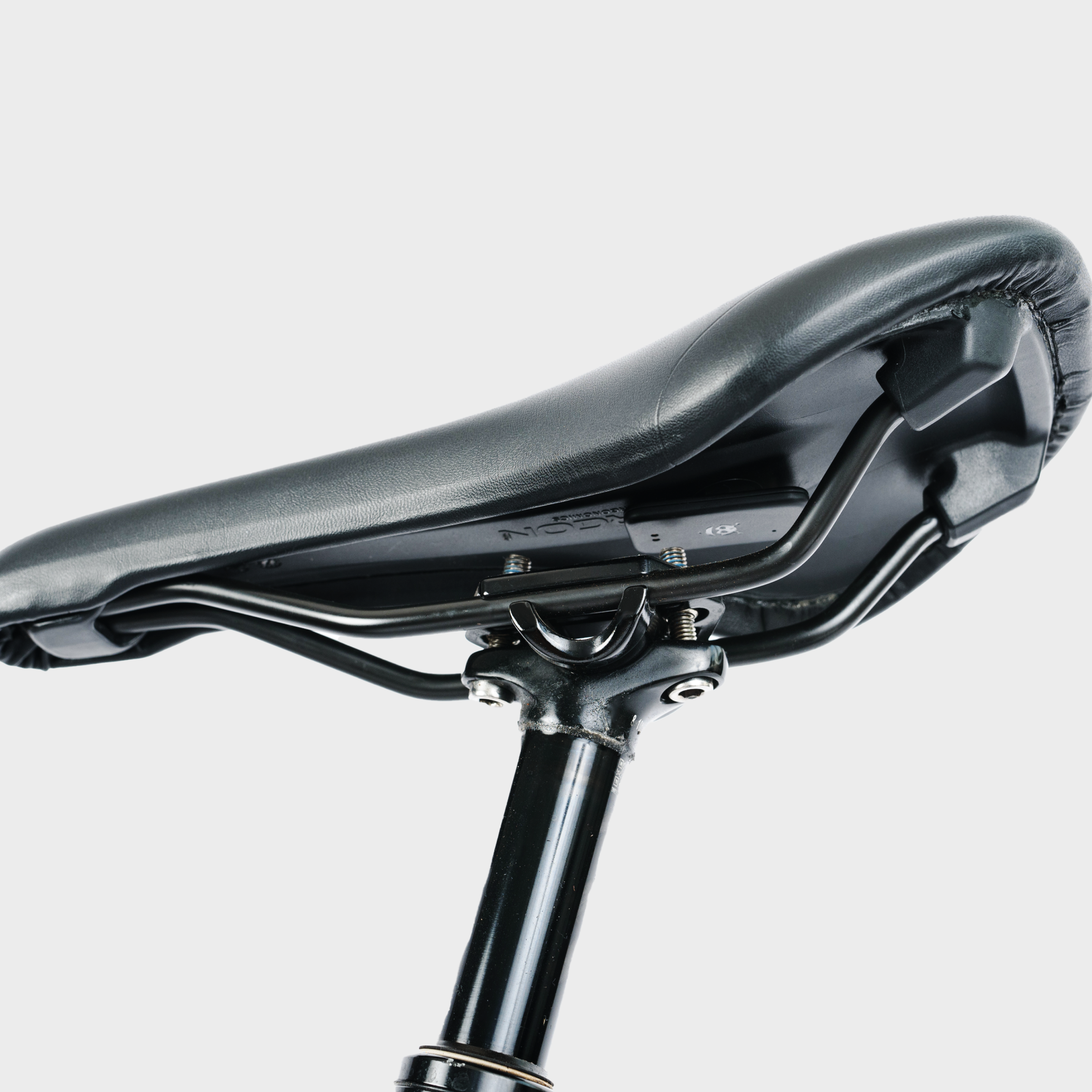 Cyclist Companion Bundle - Pebblebee